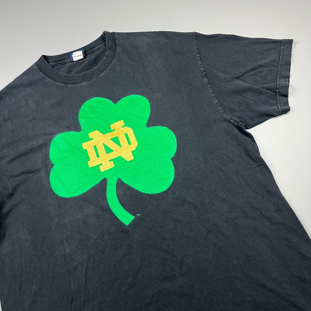 Champs Notre Dame T-Shirt Mens Large Black Shamrock ND Logo Team Edition Apparel